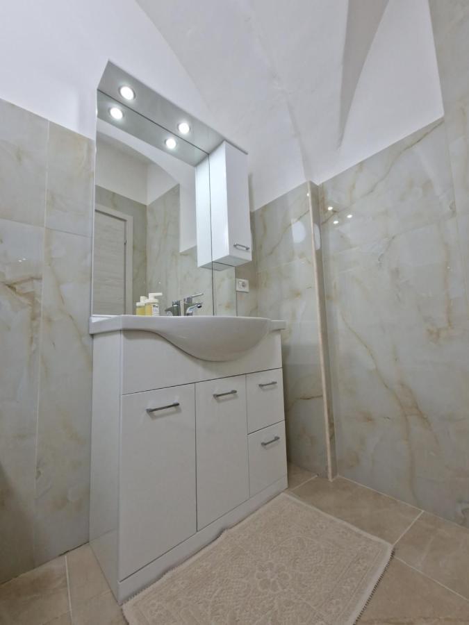 Daniel'S House Apartman Catania-Fontanarossai nemzetközi repülőtér Kültér fotó